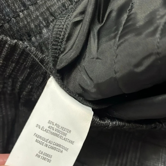 Reitmans grey plaid pants size 12 - Picture 3 of 4